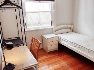 6ACFB69D-F92B-45E5-BC53-F7881DA2A3CE