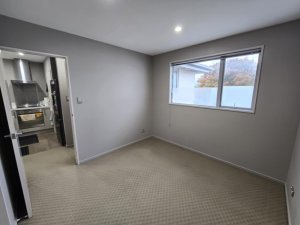 Upstairs bedroom 2