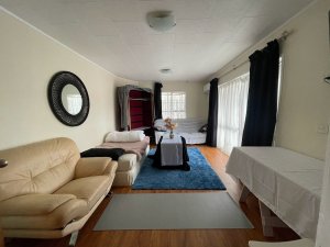 Room E image1