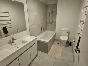 toilet_upstairs