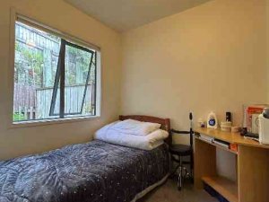 1 downstairs room