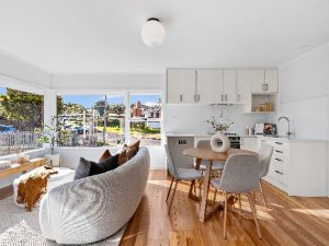5 34A living dining