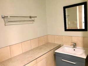 Bathroom 1-2