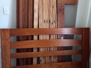 ベッドベースとヘッド