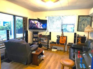 120153_whare_lounge_1_thb