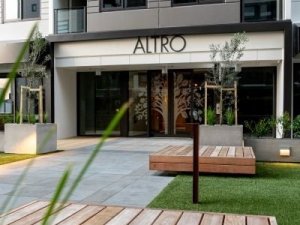 469529570_Zd0ukUT5_974cf7e0833155c79ebb6994f8c1578ef7ca25e5