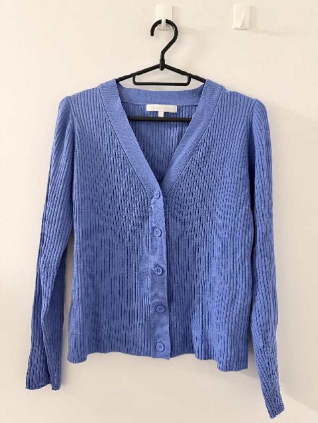 引越しのため服を3ドルで売ります。 - ニュージーランド総合情報 