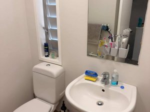 5FA59552-7E5E-4CDA-A99B-1EB6BABA3AAD