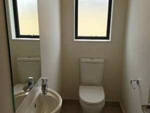 54375_31764_564333687_thb_thb