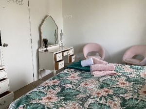 e9c6126f-6856-4c03-b568-88e8af332a1a