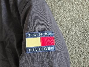 1000085861