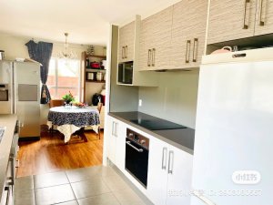 Kitchen image1