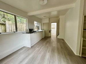 kitchen-1-resized