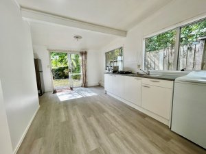 kitchen-2-resized
