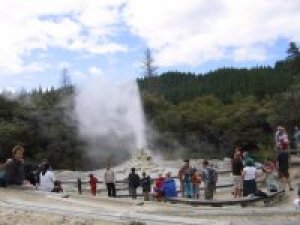 312_waiotapu__trip__29.12.06_006_ths[1]