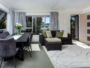 008_Open2view_ID607288-9A_Lancelot_Place