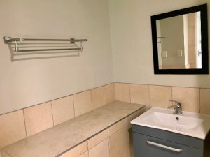 Bathroom 1-2