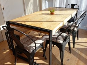 flatmate_dining