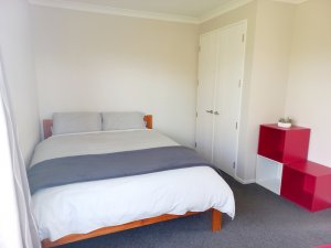 flatmate_room