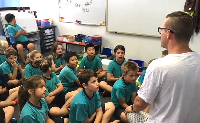セント・トーマス小学校の授業風景