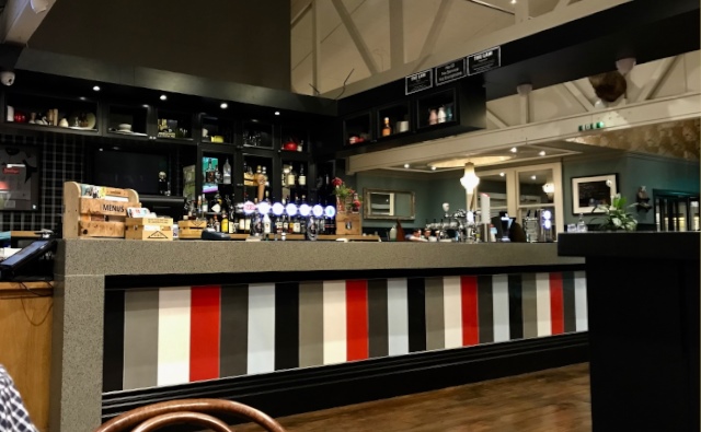 bar