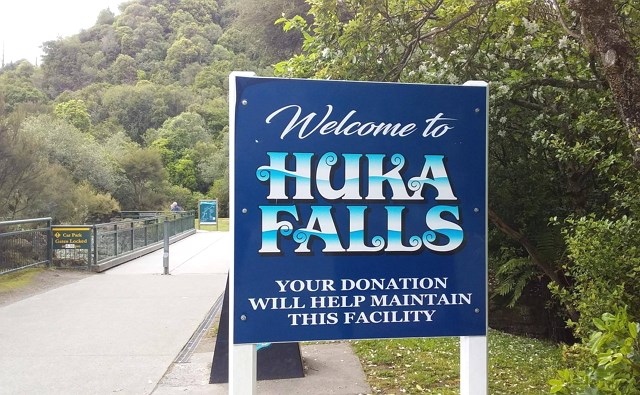 HUKA FALLS